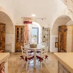 ヴィラ Trulli Del Gelso *